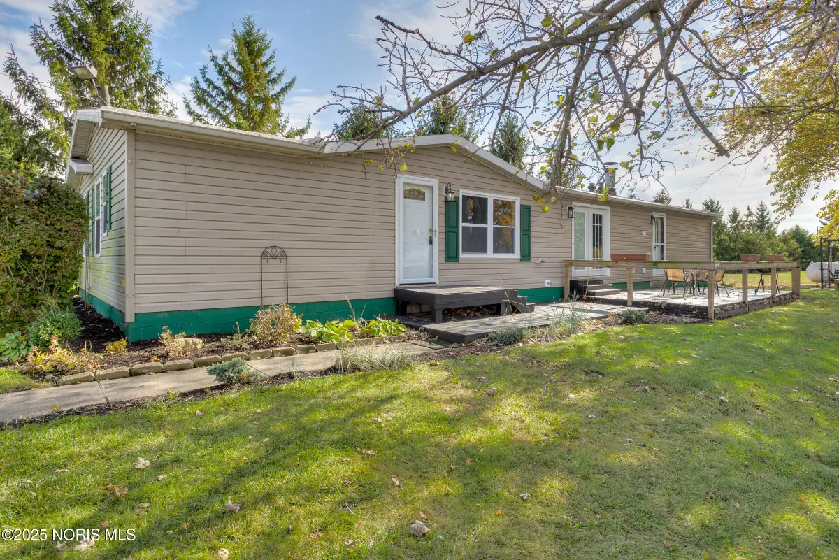 8949 Five Point Road, Perrysburg, OH 43551 - Image #1