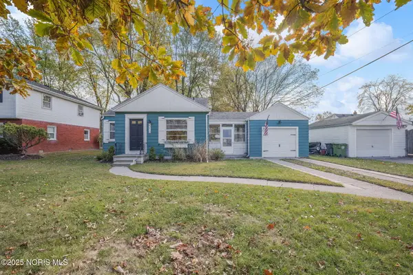 2210 Glenview Drive, Maumee, OH 43537