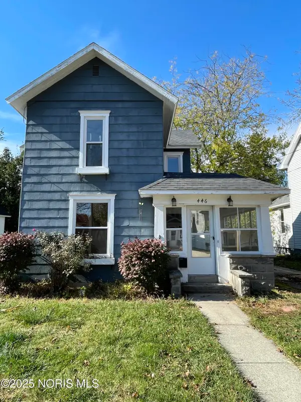 446 S Grove Street, Bowling Green, OH 43402