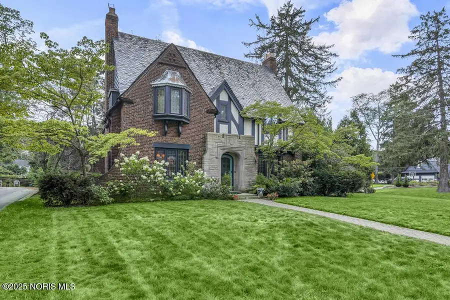 3765 Brookside Road, Ottawa Hills, OH 43606 - Image #2