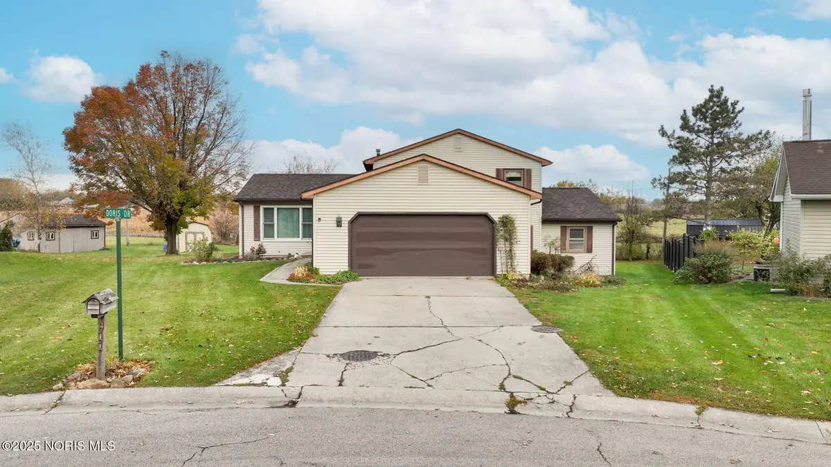 911 Doris Drive, Wauseon, OH 43567 - Image #1
