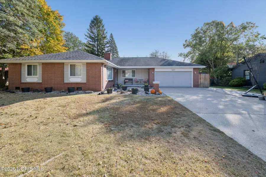 927 Charles Street, Bowling Green, OH 43402 - Image #2