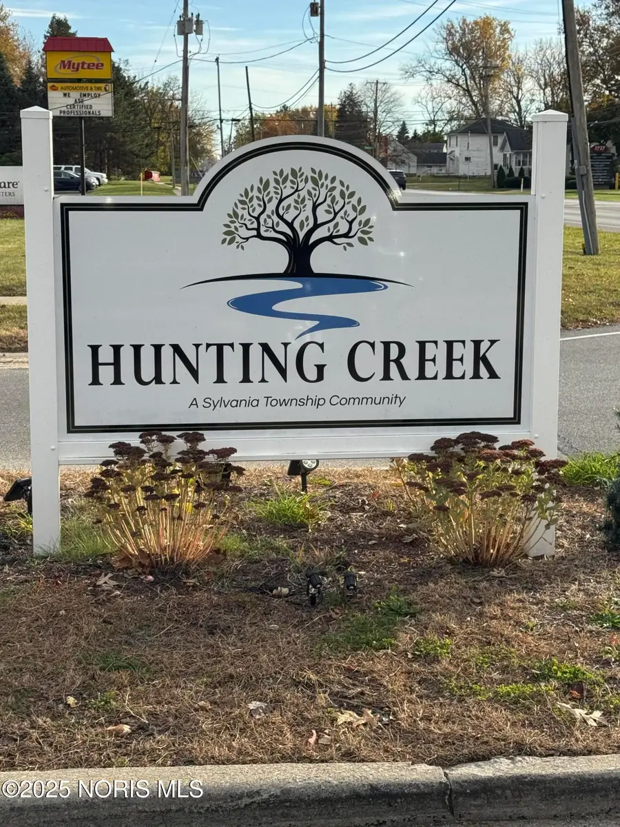 2812 Quail Run Drive, Toledo, OH 43615 - Image #2