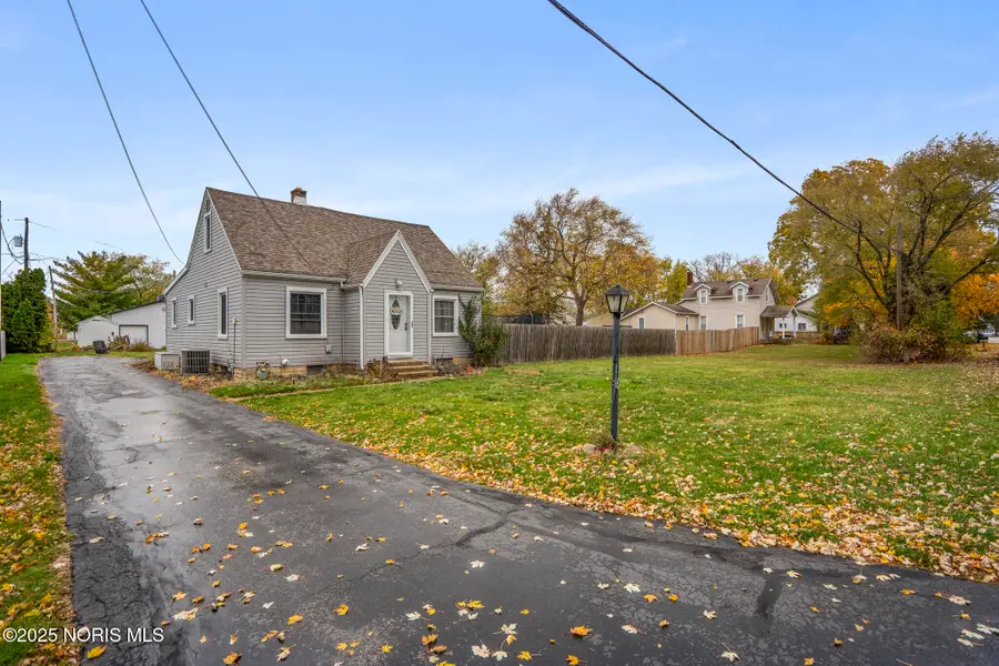 28083 Schriber Street, Walbridge, OH 43465 - Image #2