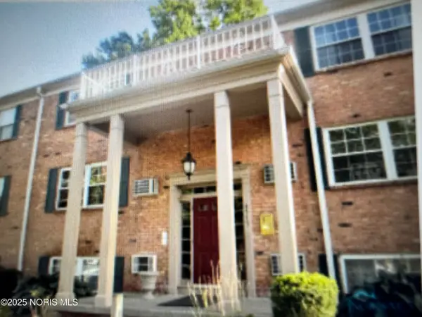 6517 Cornwall Court, Sylvania, OH 43560