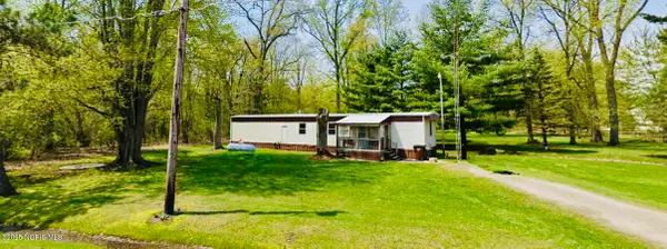 3756 Whitehouse Spencer Road, Swanton, OH 43558
