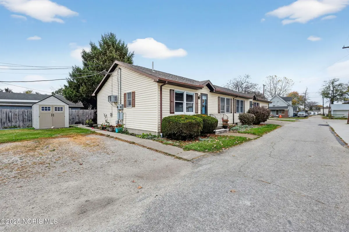 101 W Perry Street, Walbridge, OH 43465 - Image #1