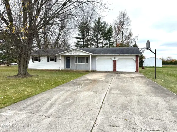 1403 Co Rd D, Deshler, OH 43516