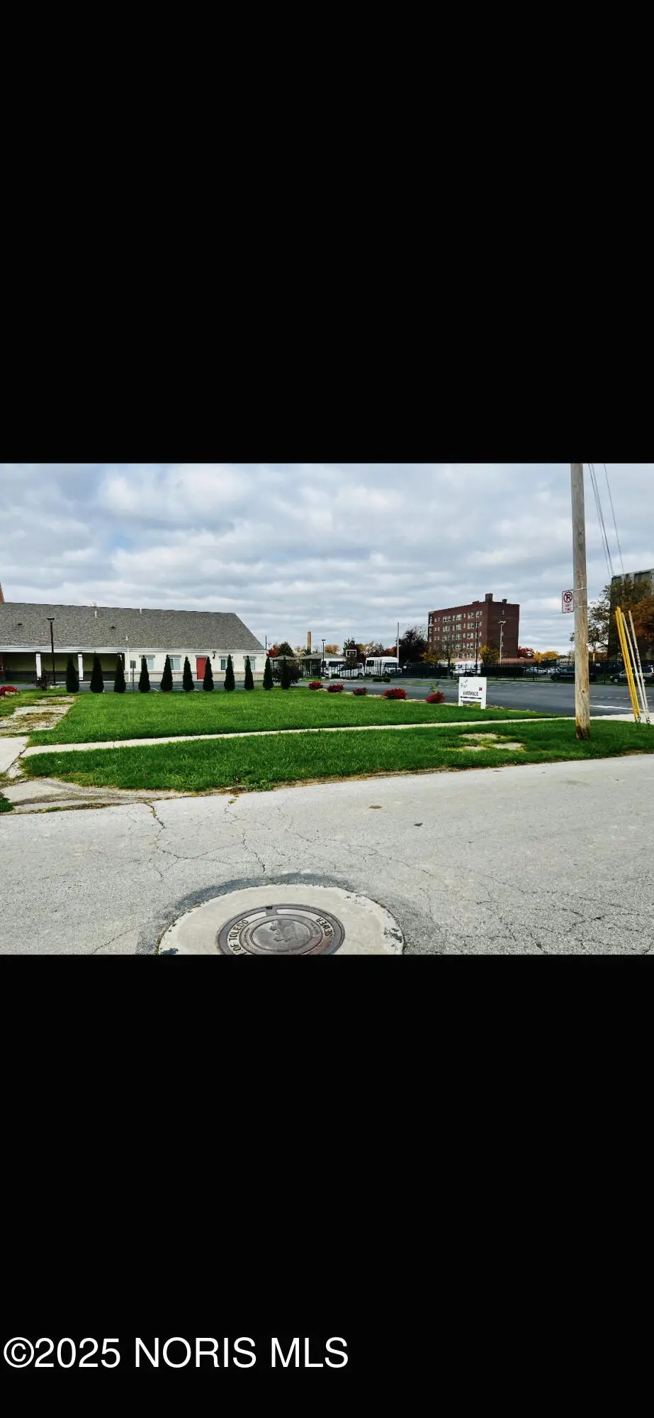 2015 Putnam Street, Toledo, OH 43620 - Image #1