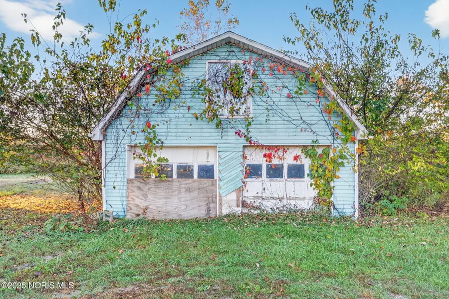 3008 S Crissey Road, Monclova, OH 43542 - Image #2