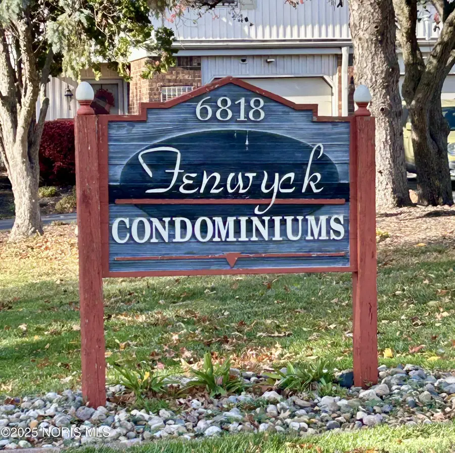 6818 Fenwyck Road, Maumee, OH 43537 - Image #2