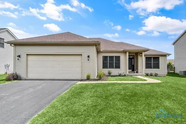26618 Woodmont Drive, Perrysburg, OH 43551