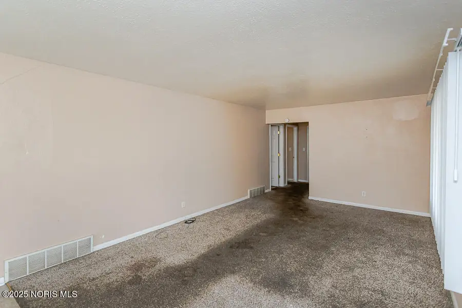 358 E Manhattan Boulevard, Toledo, OH 43608 - Image #2