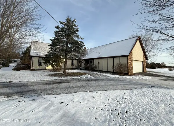 8873 Williams County C, Bryan, OH 43506