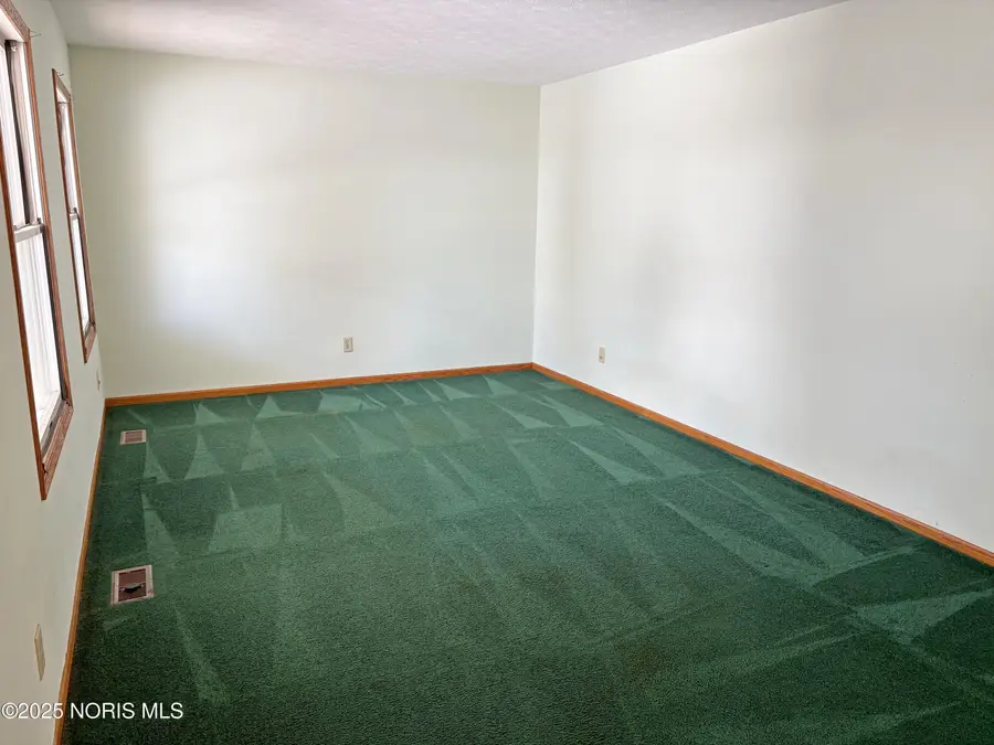 13124 Devils Hole Road, Bowling Green, OH 43402 - Image #3