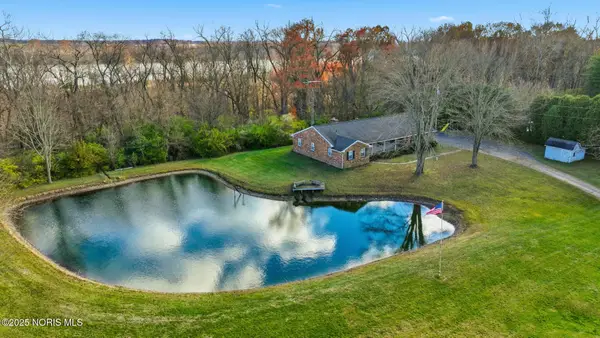 10855 S River Road, Grand Rapids, OH 43522