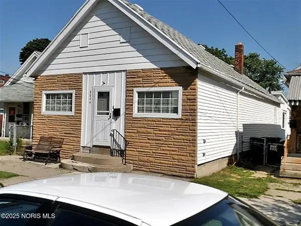 2034 Genesee Street, Toledo, OH 43605