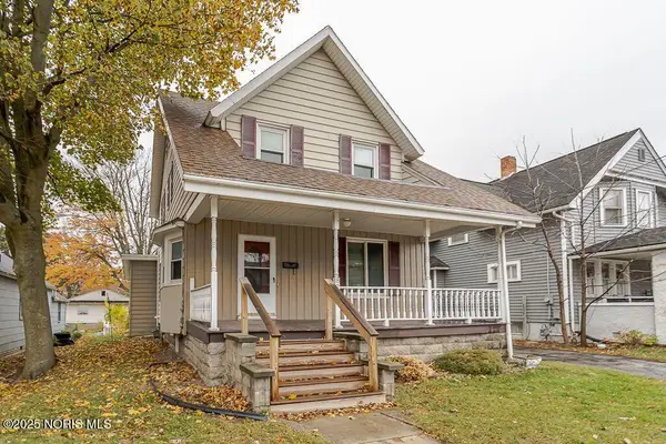 822 N Main Street, Bowling Green, OH 43402
