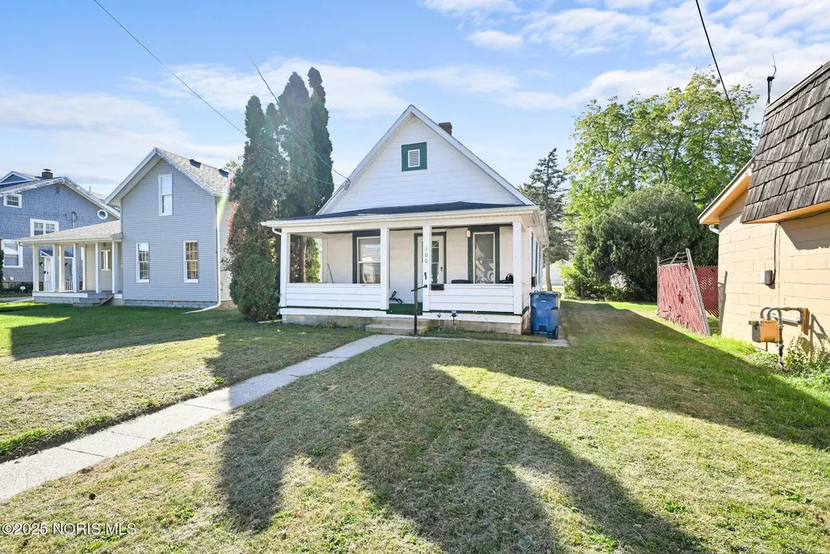 106 E Union Street, Walbridge, OH 43465 - Image #1