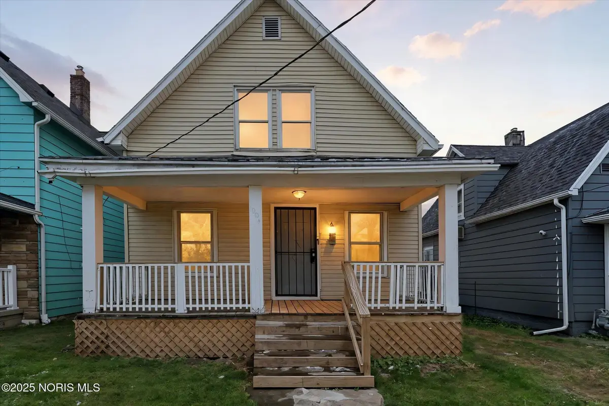 1004 Waverly Avenue, Toledo, OH 43607 - Image #1