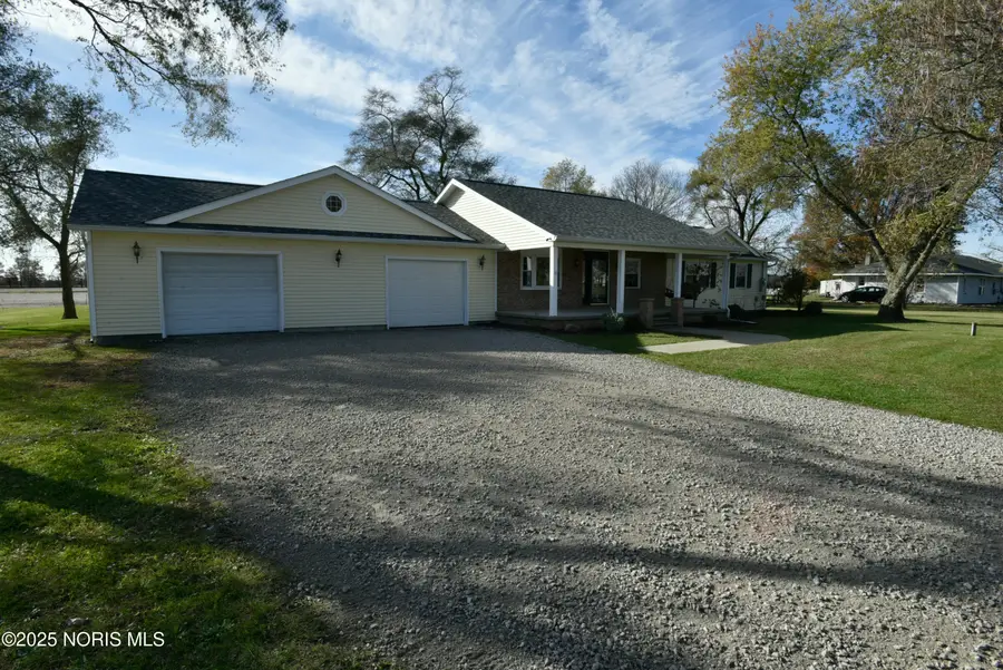 2092 S Mud Creek Road, Oak Harbor, OH 43449 - Image #2