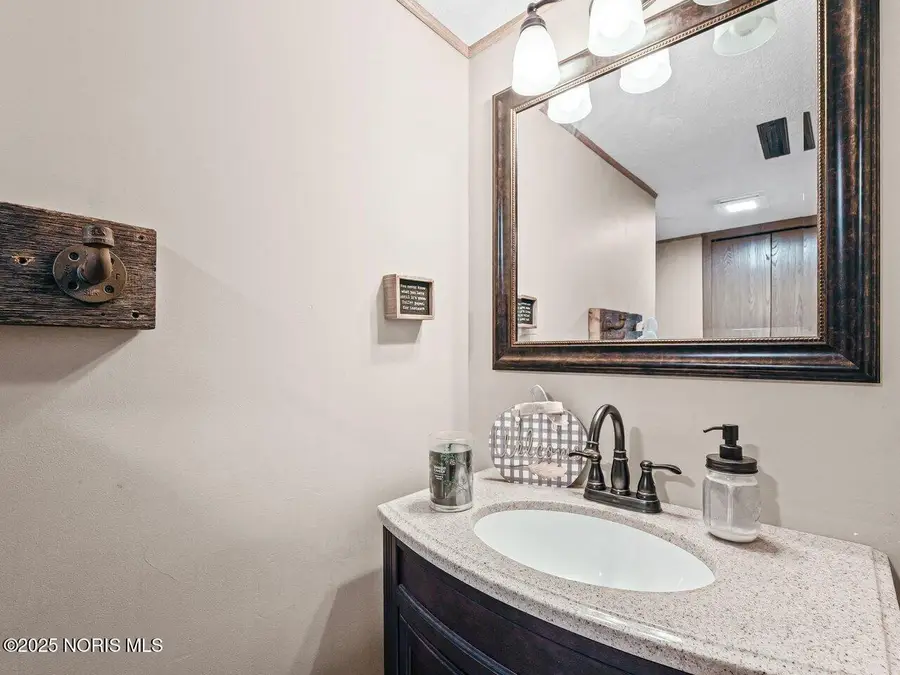 2167 N Kathy Lane, Genoa, OH 43430 - Image #3