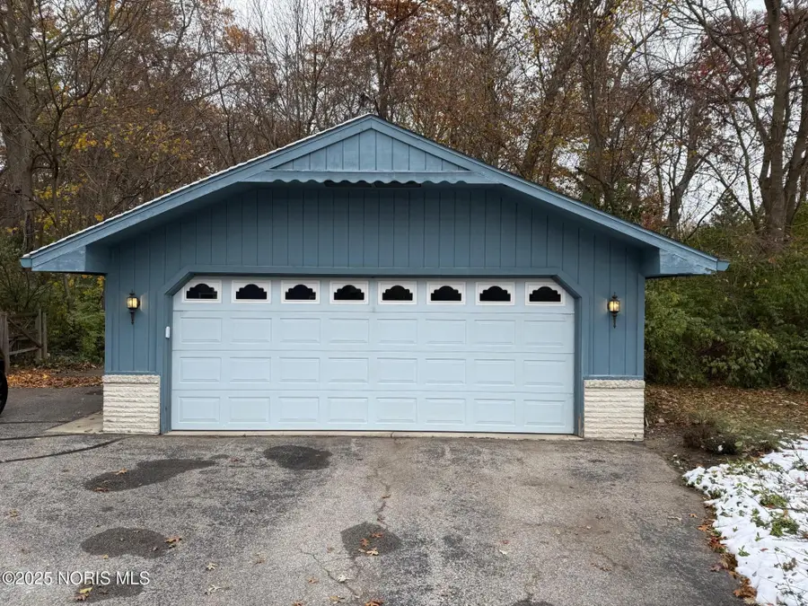 6616 Elmer Drive, Toledo, OH 43615 - Image #2