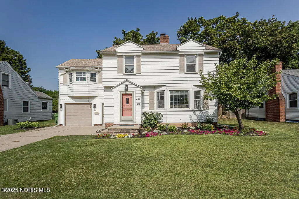 724 Inwood Place, Maumee, OH 43537 - Image #1