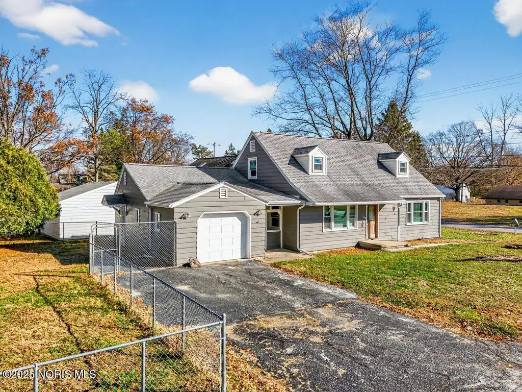 608 Sand Ridge Road, Bowling Green, OH 43402 - Image #1