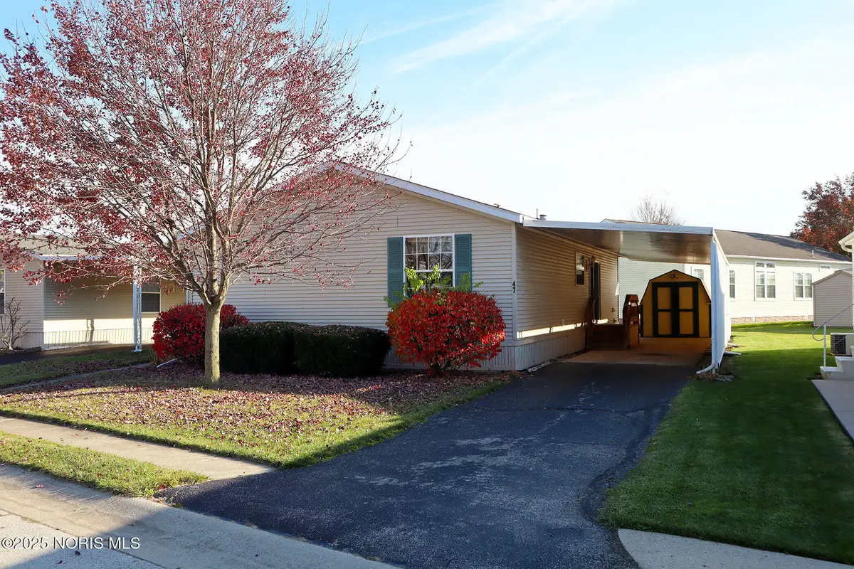 715 S Holland Sylvania Road, Toledo, OH 43615 - Image #1