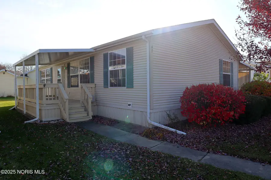 715 S Holland Sylvania Road, Toledo, OH 43615 - Image #2