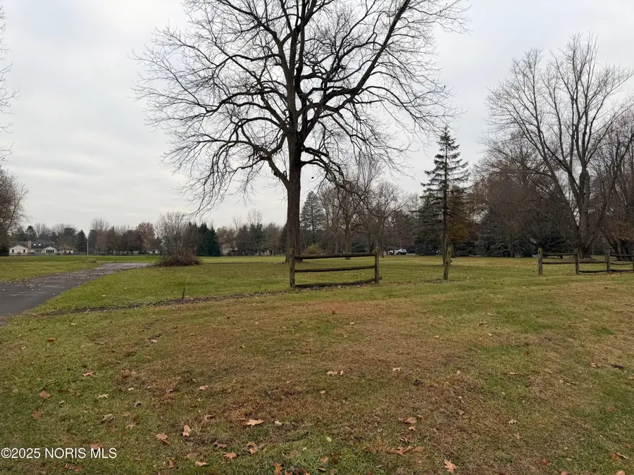 6959 Pilliod Road, Holland, OH 43528 - Image #2