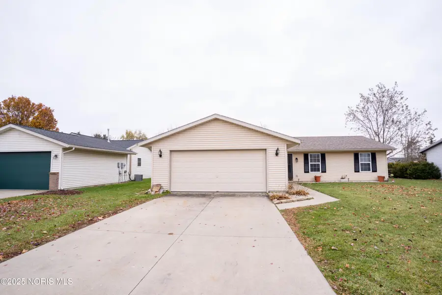 1614 Colonial Lane, Bryan, OH 43506 - Image #2