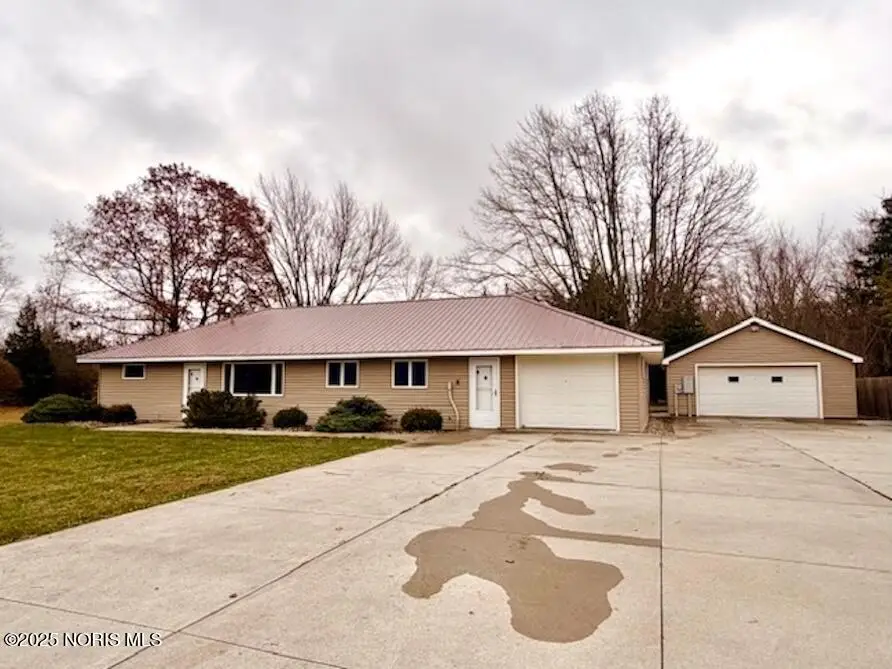 3291 Middleton Pike, Luckey, OH 43443 - Image #1