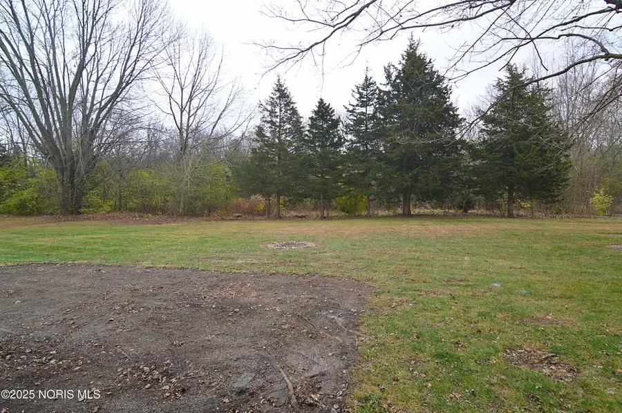 3291 Middleton Pike, Luckey, OH 43443 - Image #3