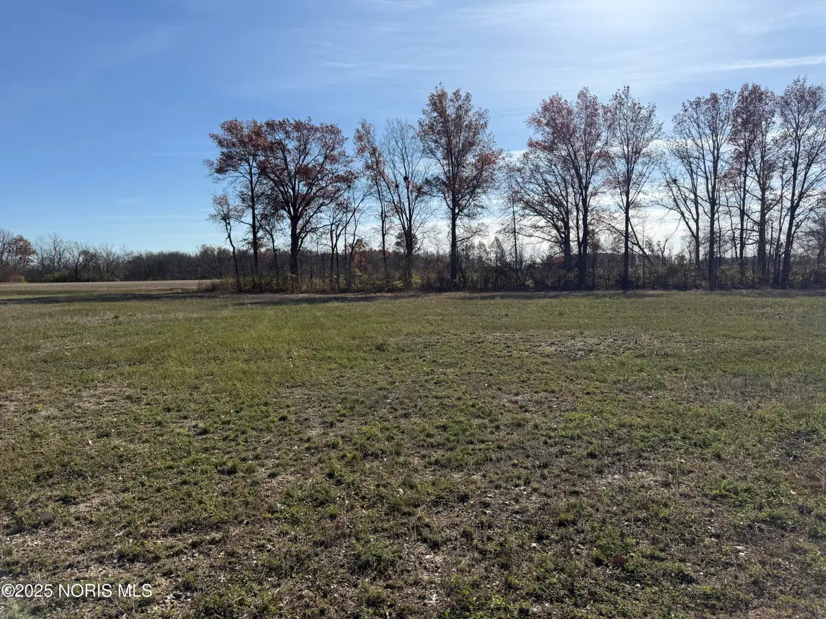 138 Coach House Loop, Bowling Green, OH 43402 - Image #1