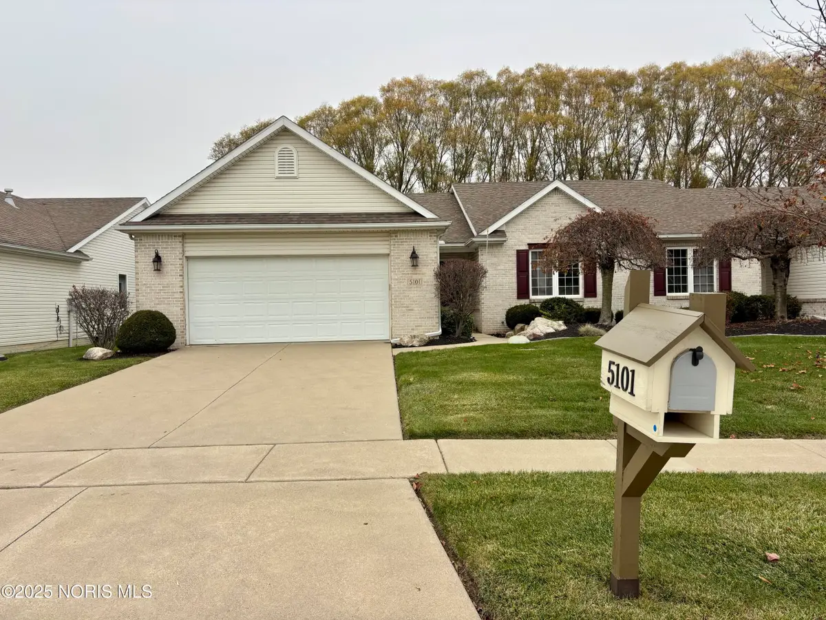 5101 Wynn Park Drive, Oregon, OH 43616 - Image #1