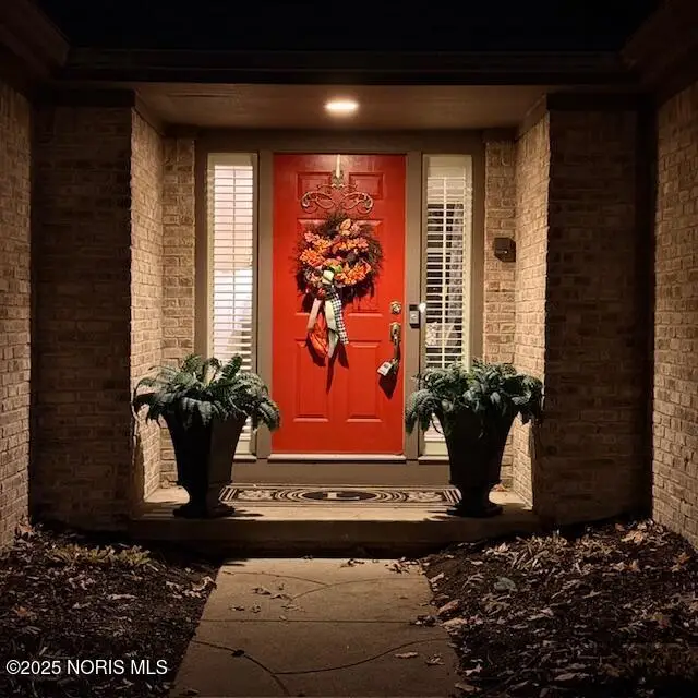 38 Walnut Creek Drive, Holland, OH 43528 - Image #2