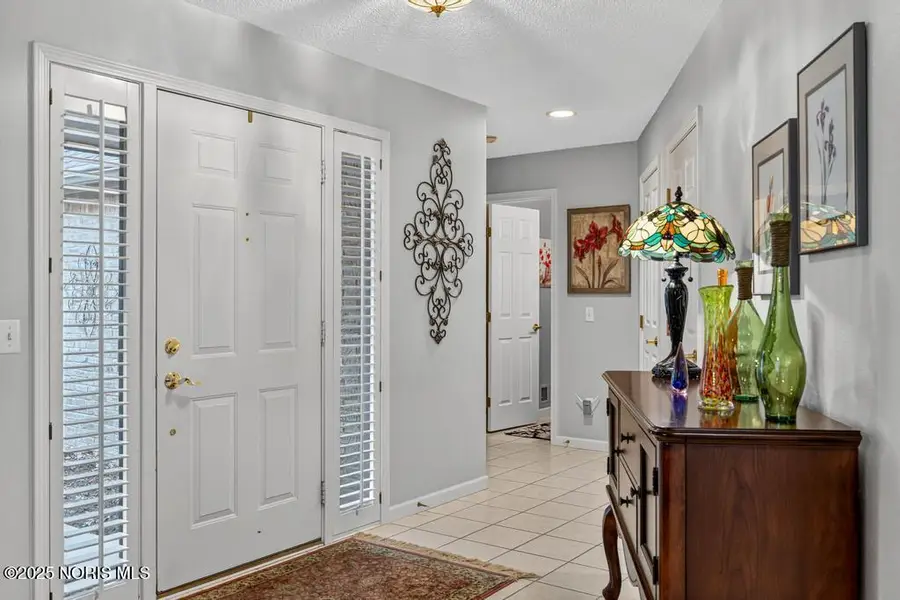 38 Walnut Creek Drive, Holland, OH 43528 - Image #3