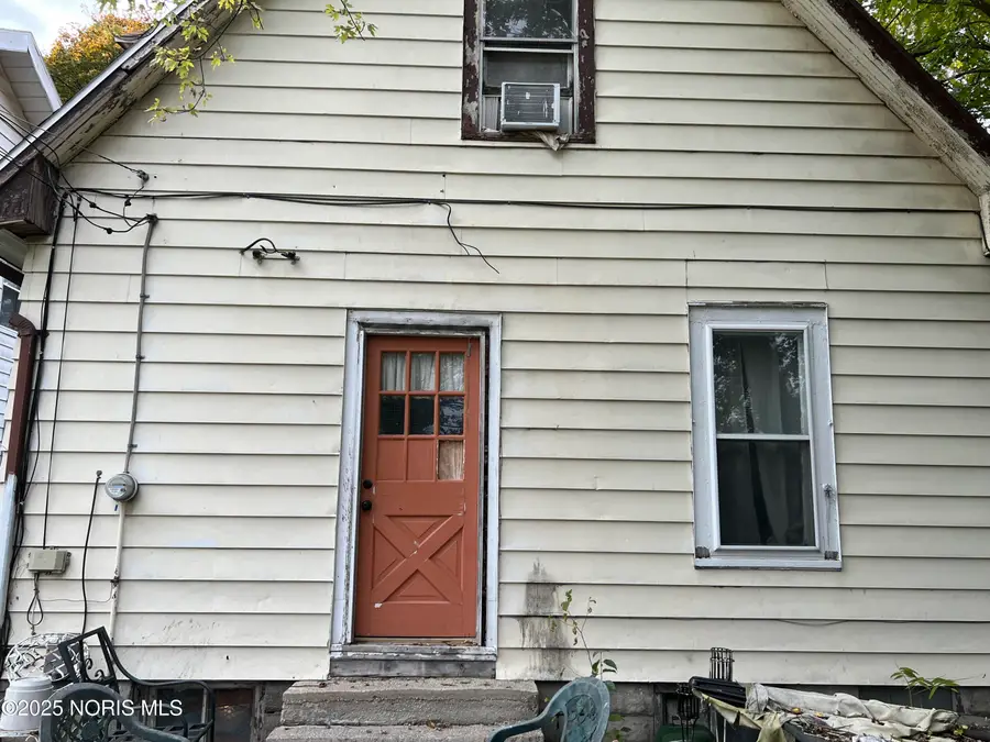 1408 Roosevelt Avenue, Toledo, OH 43607 - Image #2