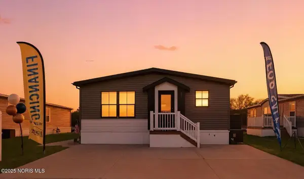 27484 Oregon Road, Perrysburg, OH 43551