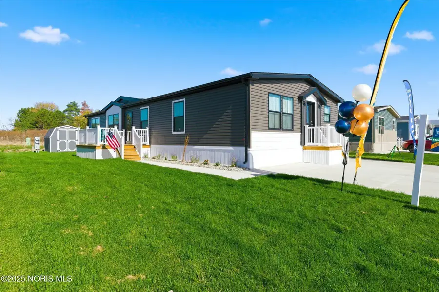 27484 Oregon Road, Perrysburg, OH 43551 - Image #2