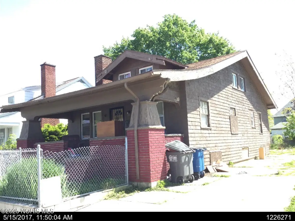 427 Oak Street, Toledo, OH 43605 - Image #1