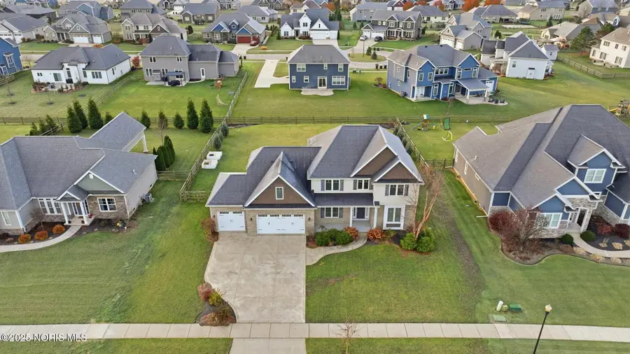 9599 Newbury Lane, Whitehouse, OH 43571 - Image #2