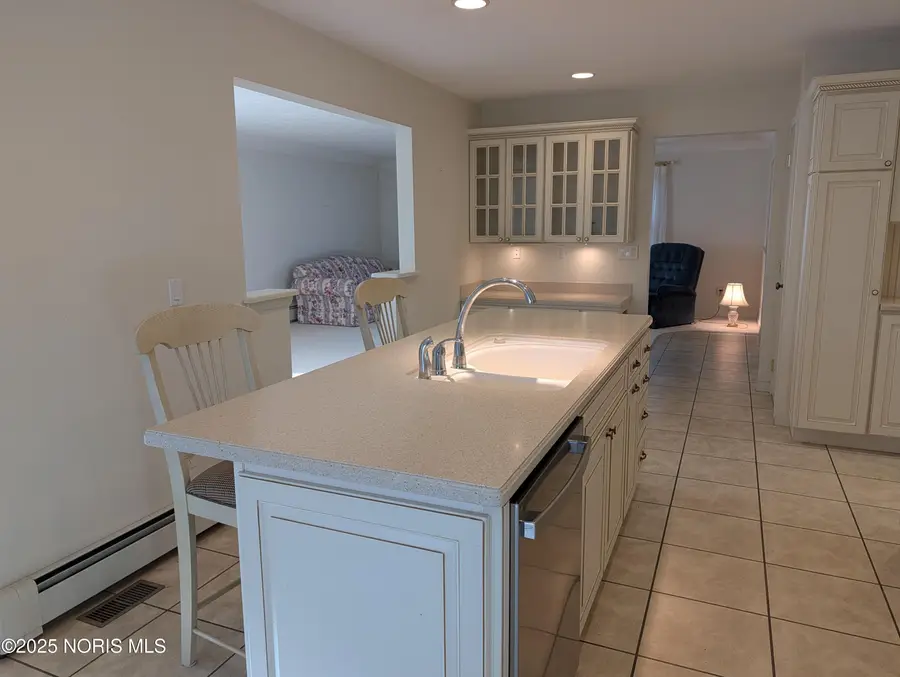 807 Harrison Street, Port Clinton, OH 43452 - Image #3