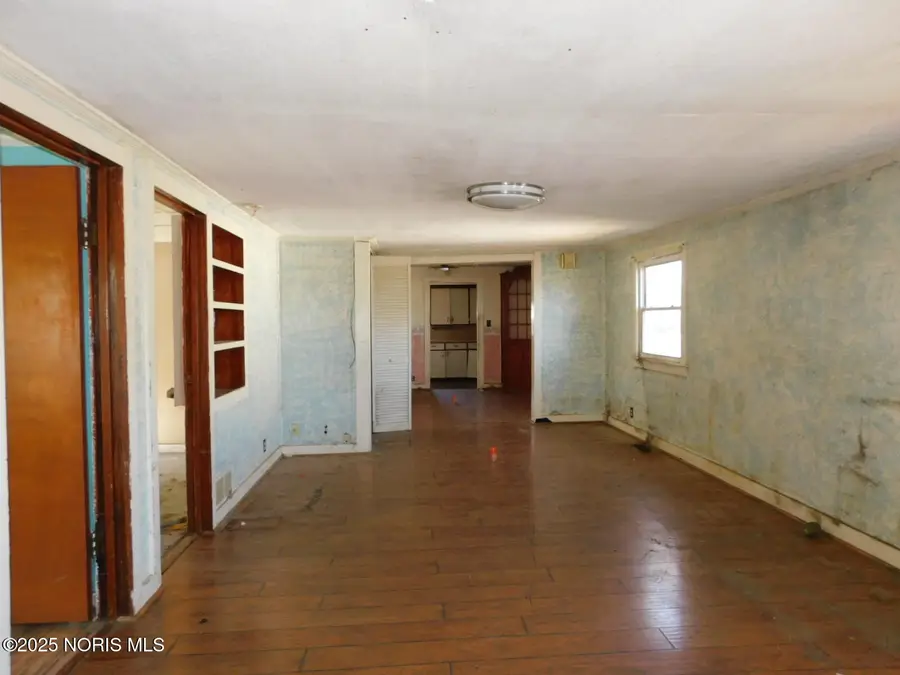 188 Washington Street, Cygnet, OH 43413 - Image #2