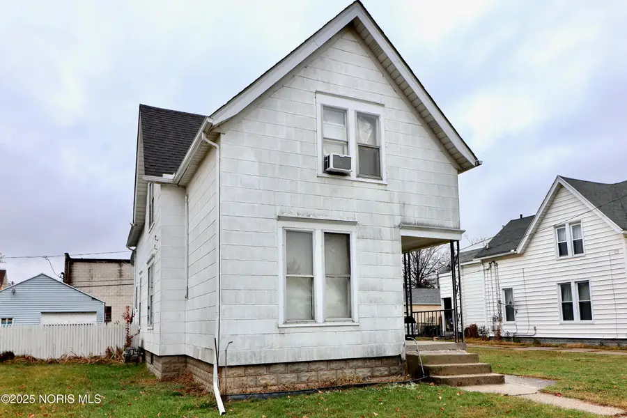 160 Oak Street, Rossford, OH 43460 - Image #3