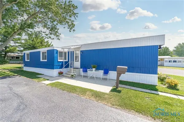 1854 Huntington Drive, Findlay, OH 45840