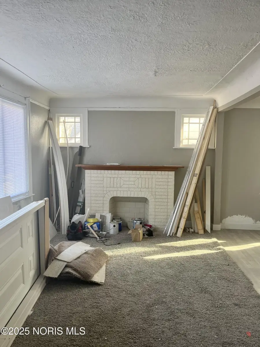 2322 Taft Avenue, Oregon, OH 43616 - Image #2