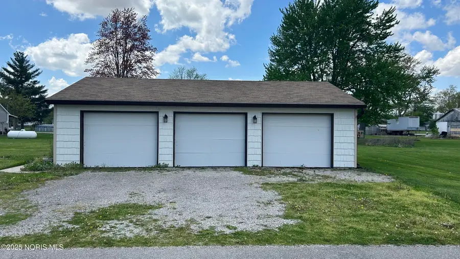 203 E Ash Street, Continental, OH 45831 - Image #3